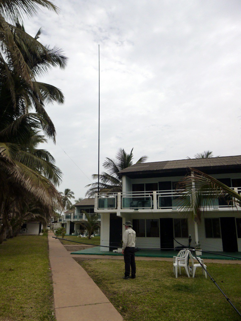 Next was a Spiderpole for more dipoles and to get going on the 3-band Spiderbeam.